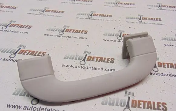 Mercedes-Benz A W169 Front interior roof grab handle A1698100151
