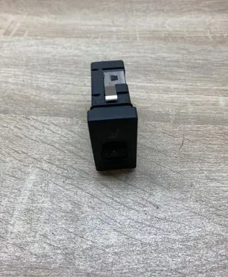 Volkswagen PASSAT B5.5 Seat heating switch 3B0963563A