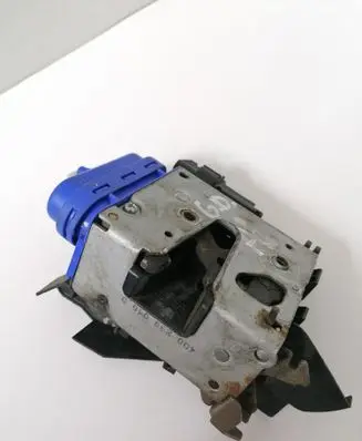 Audi A4 S4 B5 8D Rear door lock 4D0839016D
