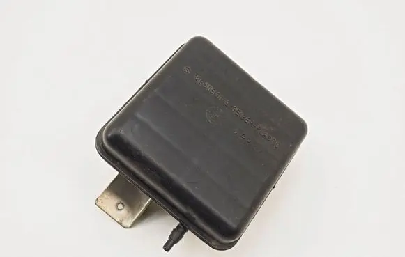 Mercedes-Benz S W140 Vacuum air tank A1298050019 1298050019