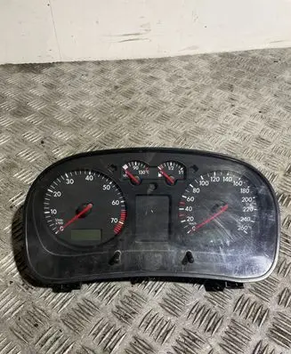 Volkswagen Golf IV Speedometer (instrument cluster) 1J0920806B 4035260970 0263637001