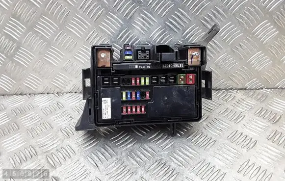 Hyundai i20 (PB PBT) Fuse module 919411J200 BYH6565201