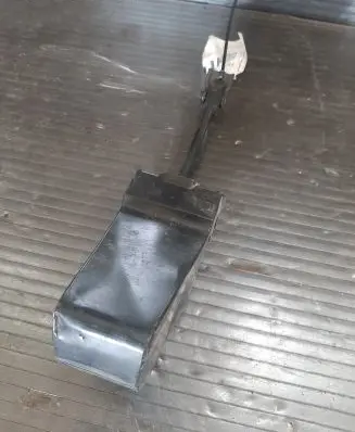 Skoda Superb B6 (3T) Front door check strap stopper 3T0837249