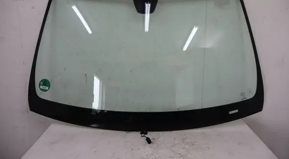Mercedes-Benz E W212 Front windscreen/windshield window