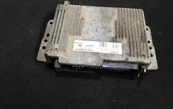 Renault Laguna I Engine control unit/module hom7700863477 s113717205d