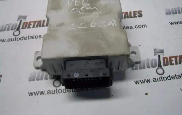 Toyota Avensis T250 Window wiper relay 150696