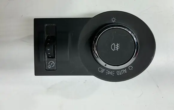 Chevrolet Camaro Light switch 92218815