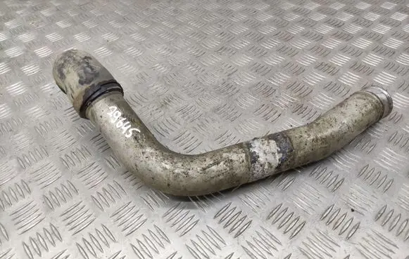 Intercooler hose/pipe