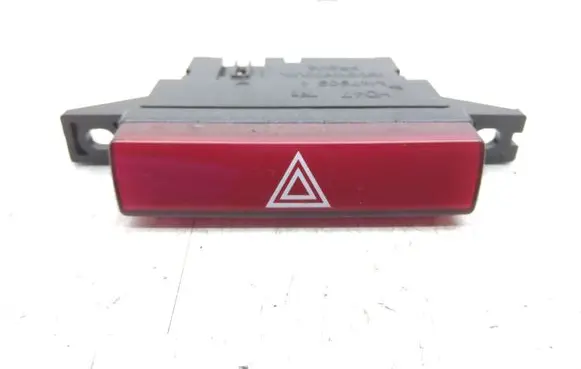 Honda CR-V Hazard light switch