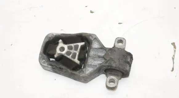 Mercedes-Benz GLA W156 Engine mount bracket A2462400809