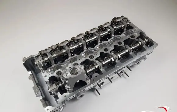 BMW 7 G11 G12 Engine head 8632293