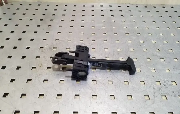 Peugeot 508 Front door check strap stopper