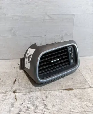 KIA Sorento Dashboard side air vent grill/cover trim 97480CG6000 AD555A