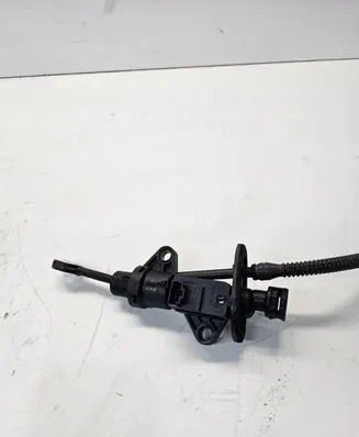 Audi A4 S4 B6 8E 8H Clutch slave cylinder 5Q0721388G 5Q0721388GOK