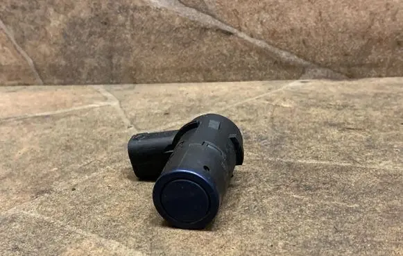 BMW 6 E63 E64 Parking PDC sensor 6989075