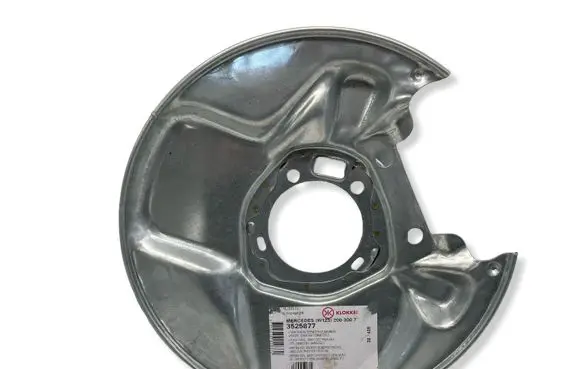 Mercedes-Benz W123 Rear brake disc plate dust cover 1154203544