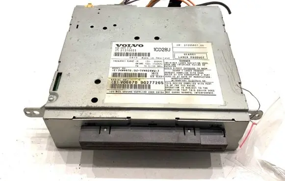 Volvo XC90 Radio/CD/DVD/GPS head unit 31310055