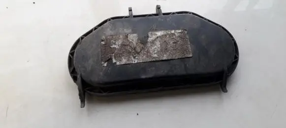 Seat Alhambra (Mk1) Headlight/headlamp dust cover 1305239198