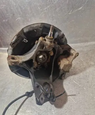 Mini Cooper Countryman R60 Front wheel hub spindle knuckle