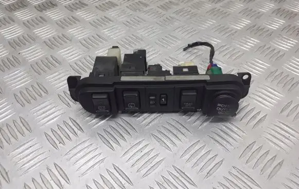 Chrysler PT Cruiser A set of switches 04671622AD