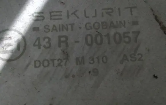 Ford Transit Rear windscreen/windshield window 43R001057