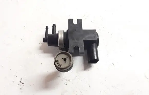 Skoda Fabia Mk1 (6Y) Turbo solenoid valve 1J0906627 72290320