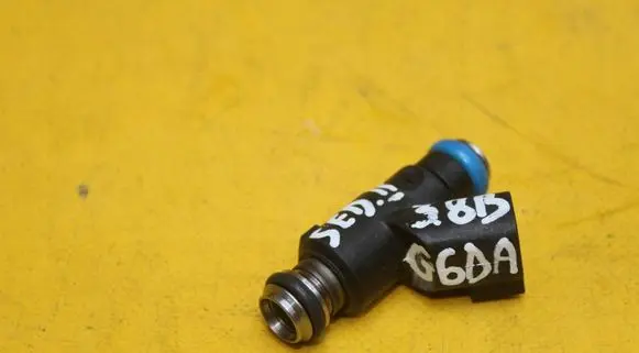 KIA Optima Fuel injector