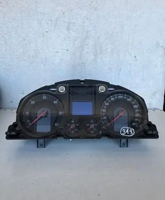 Volkswagen PASSAT B6 Speedometer (instrument cluster) 3C0920860K V0007000