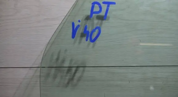 Volvo V40 Rear door window glass 43R00048 E000292 DOT24M189AS2
