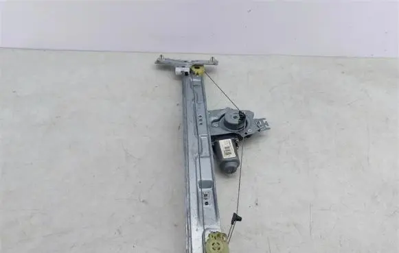 Peugeot 207 Front door window regulator with motor 9681182280