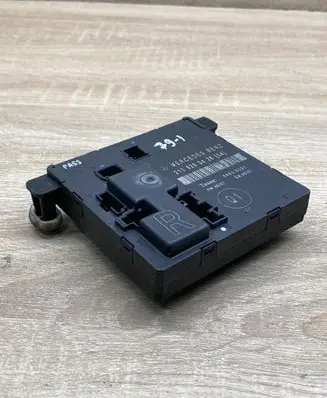 Mercedes-Benz E W211 Door control unit/module 2198203426 00005032