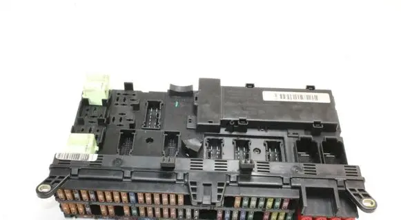 BMW X5 E53 Fuse module 8378107