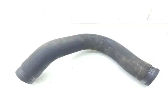 Nissan Qashqai+2 Intercooler hose/pipe