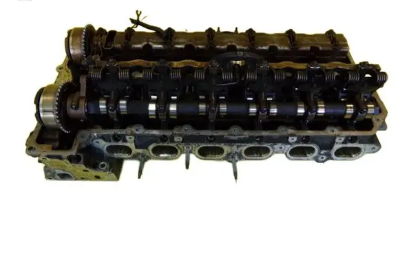 BMW 5 E60 E61 Engine head A361590 N52B30A