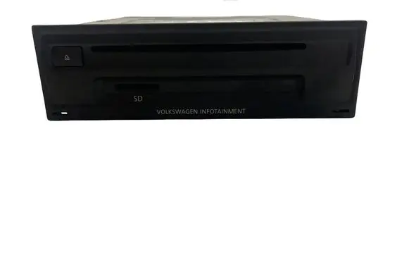 Volkswagen PASSAT B8 Radio/CD/DVD/GPS head unit 3Q0035824B