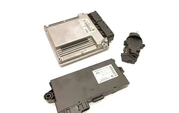 Engine ECU kit and lock set