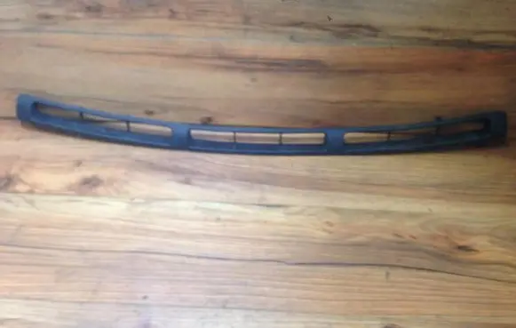 Opel Astra G Front bumper lower grill 90559508