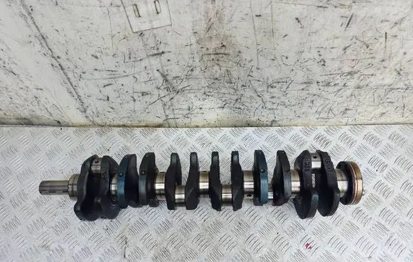 BMW 7 E38 Crankshaft 1432277