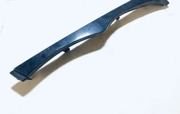 BMW 3 E46 Under headlight/headlamp trim 51137030554 51137-030-554