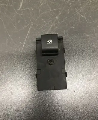 Opel Mokka Electric window control switch 13301888