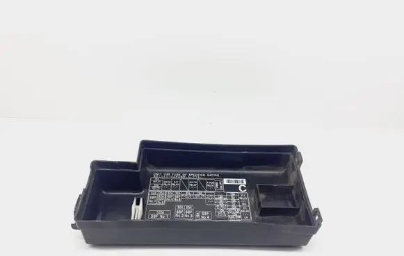 Subaru Outback Fuse box set LB700101W