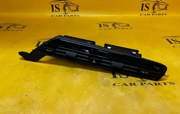 Citroen C4 II Picasso Dash center air vent grill 967797537A