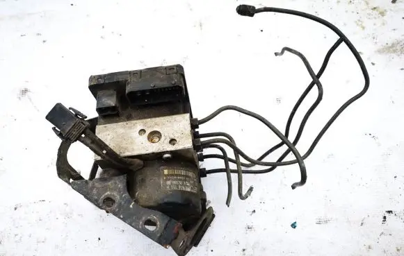 Volkswagen Sharan ABS Pump 7m3614111h ym212l580bb
