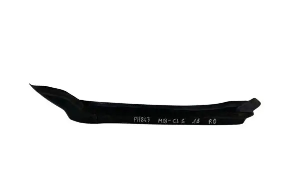 Mercedes-Benz CLS C257 Fender end trim A2578890200
