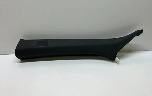 Audi Q8 (A) pillar trim 4M8867233B