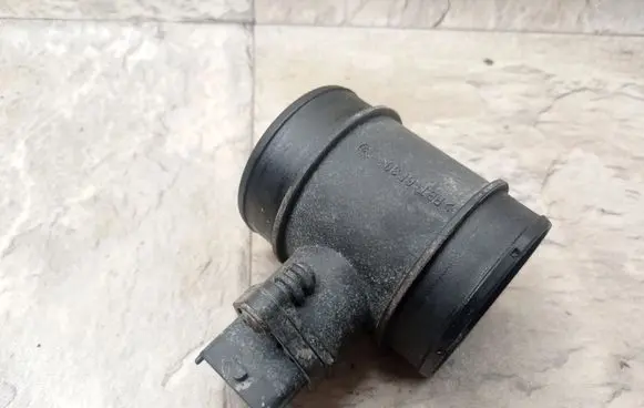 Opel Zafira A Mass air flow meter 24437502 0281002478