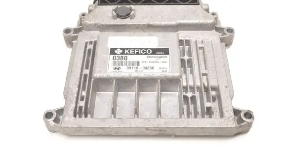 Hyundai i20 (PB PBT) Engine control unit/module ECU 39110-03256