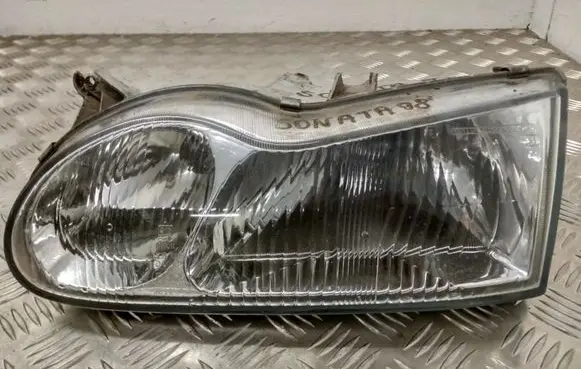 Hyundai Sonata Headlight/headlamp 1011295