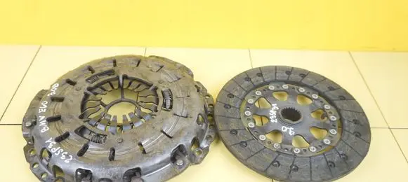 BMW 5 E60 E61 Clutch set kit N53B30A SPRZEGLO