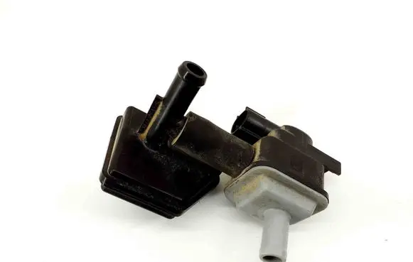 Mazda CX-3 Engine mount vacuum valve 1362007230 PE0118751